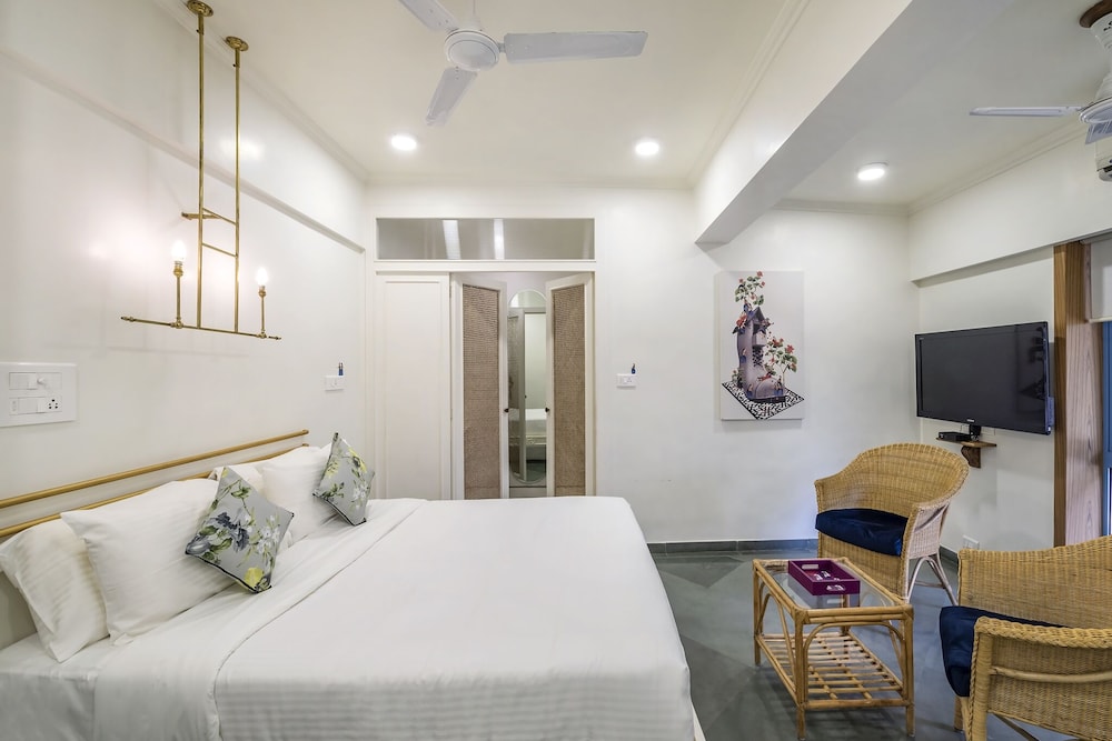 Hotel Kemps Corner 7/42
