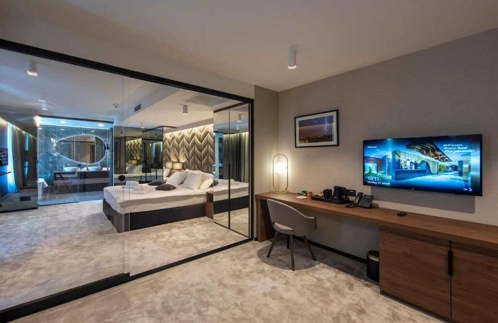 Hotel Turist 38/49