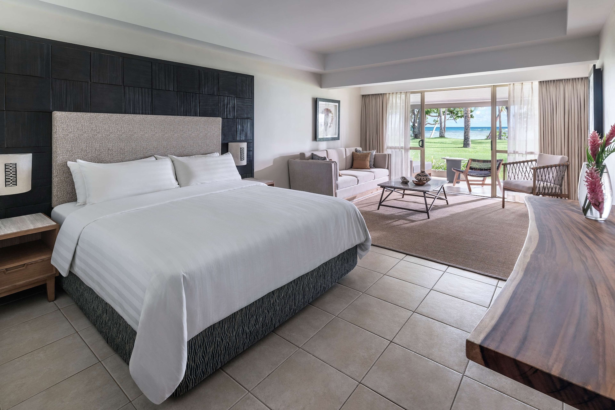 Reef, Deluxe, 2 Double Beds