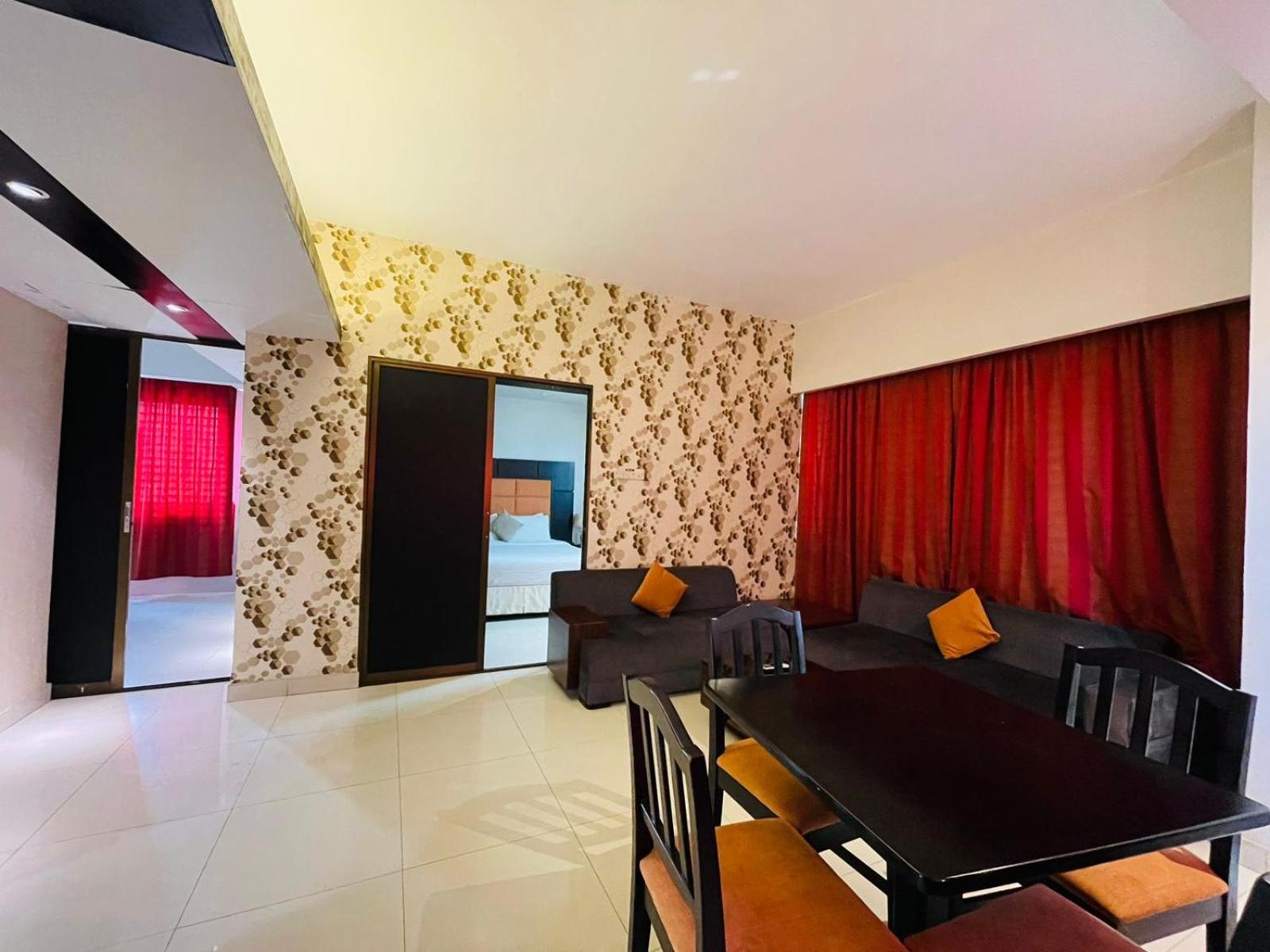 ORCHID BUSINESS HOTEL 28/36