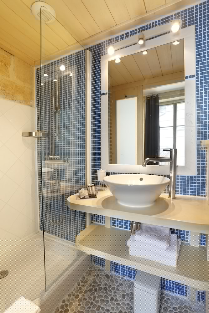 Hotel La Tour Intendance, Bordeaux 28/60