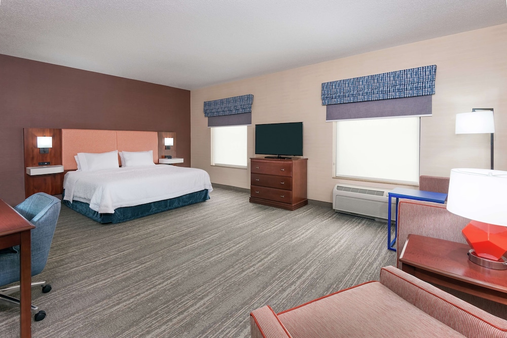 Hampton Inn Springfield South Enfield 11/49