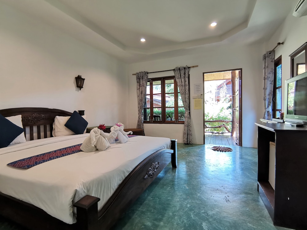 Lanta White Rock Resort Koh 35/69
