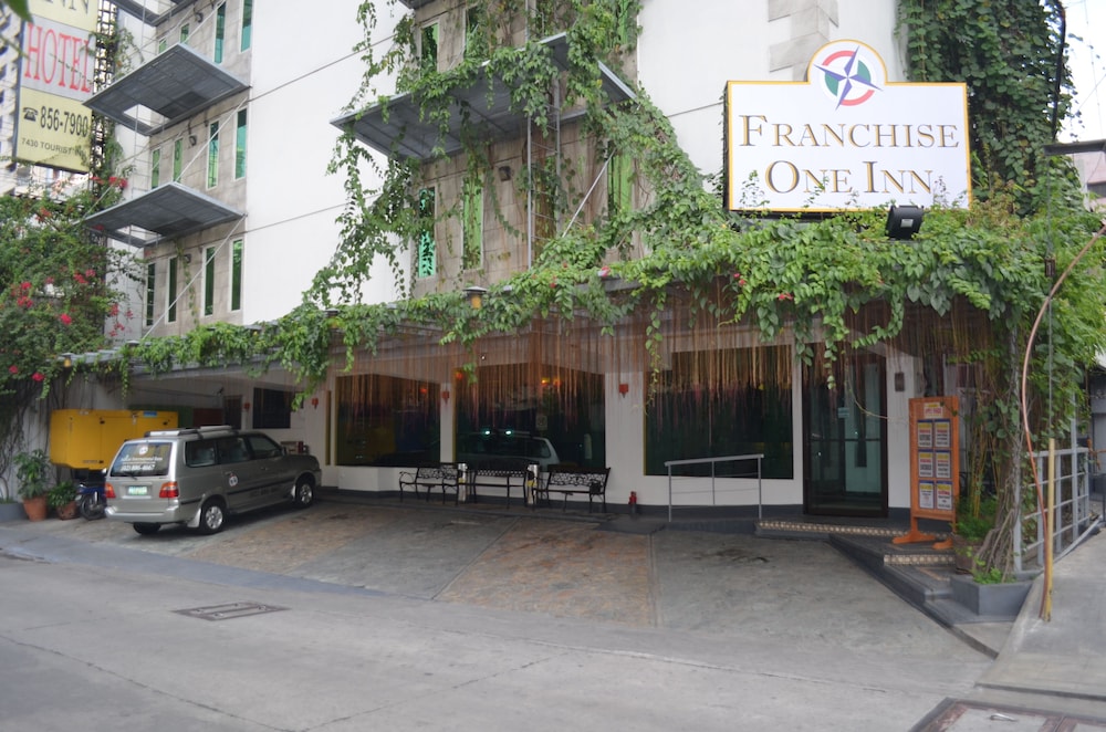 Franchise One Hotel 5/46