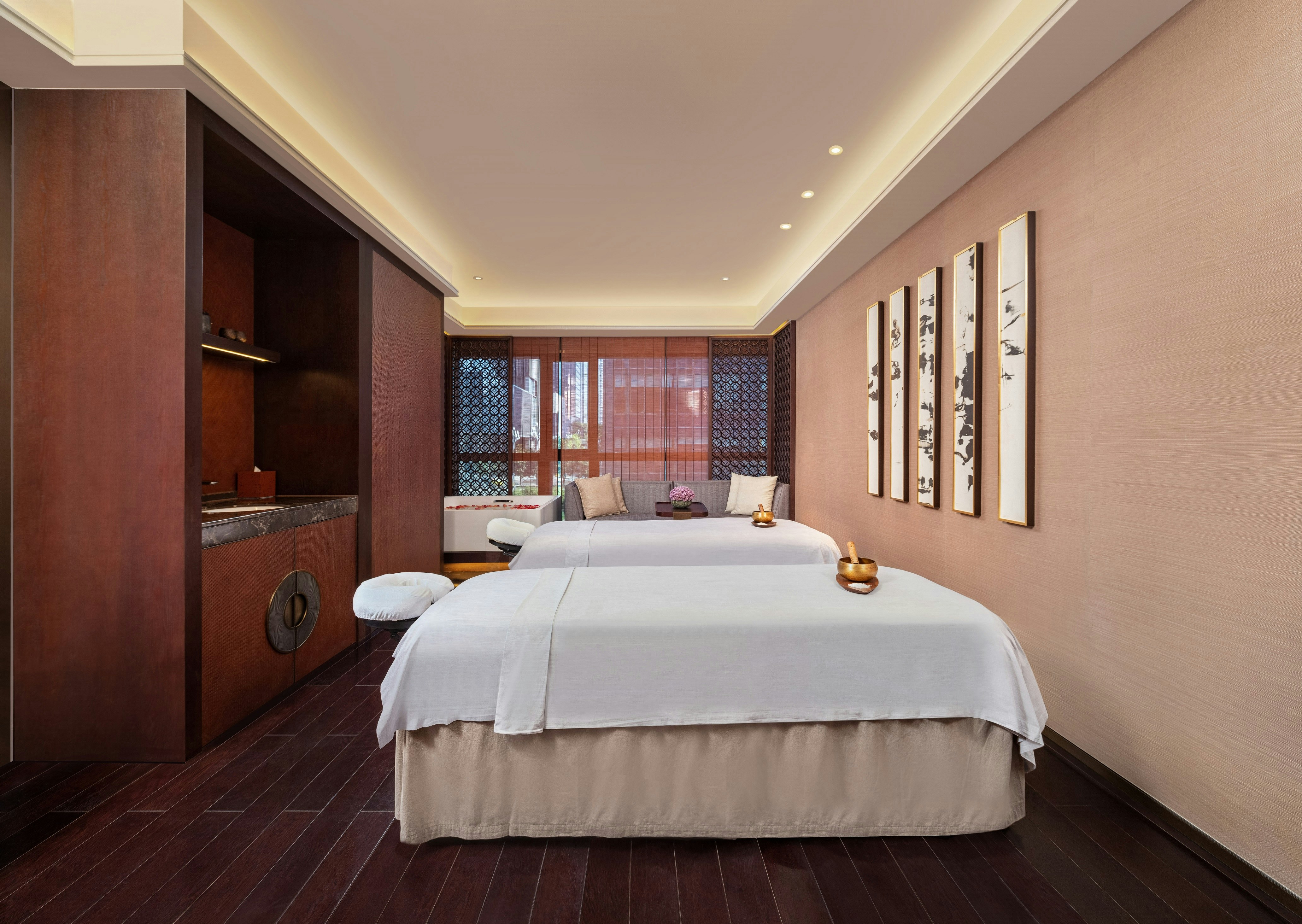 Regent Chongqing 17/81