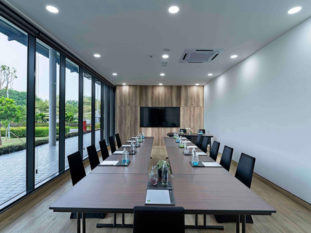 ibis Styles Sepang KLIA 39/50