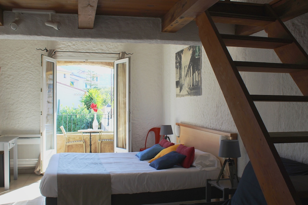 HOTEL CASA ROSSA 5/72