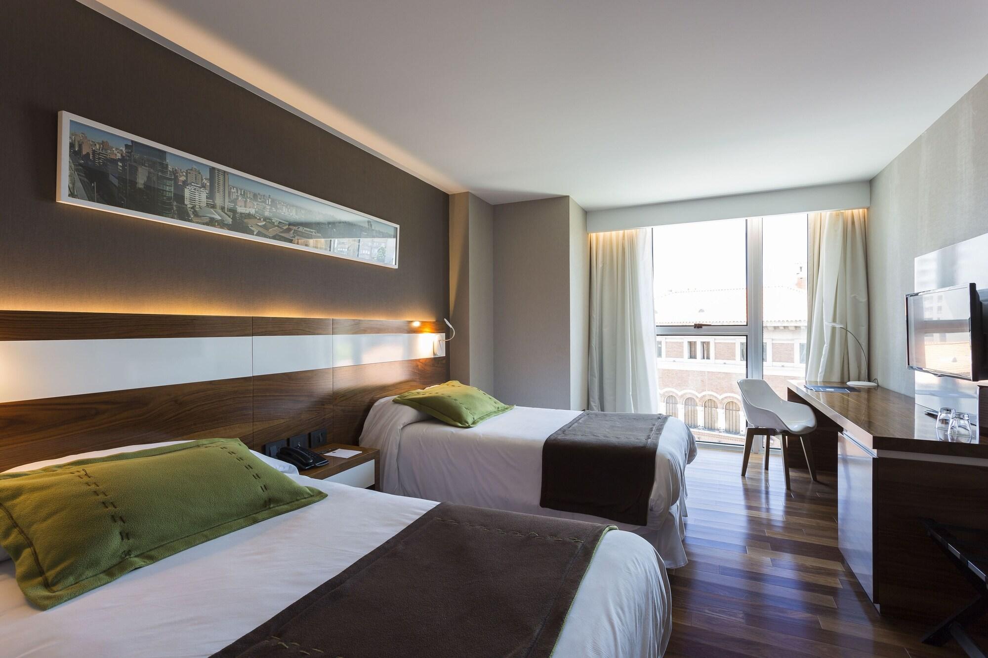 Yrigoyen 111 Hotel 11/53