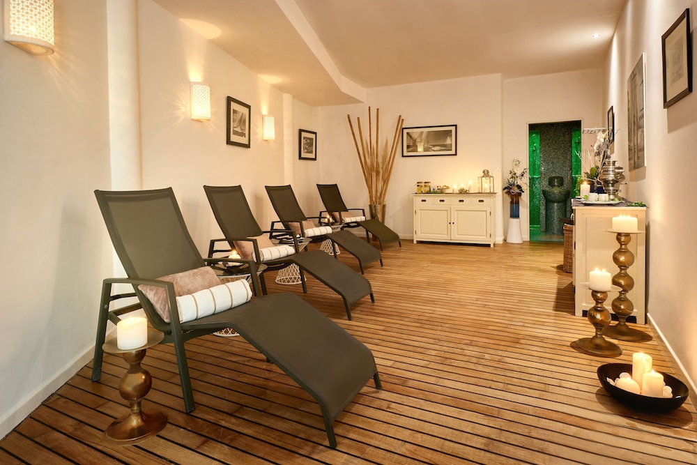Mondial Resort And Spa 46/74