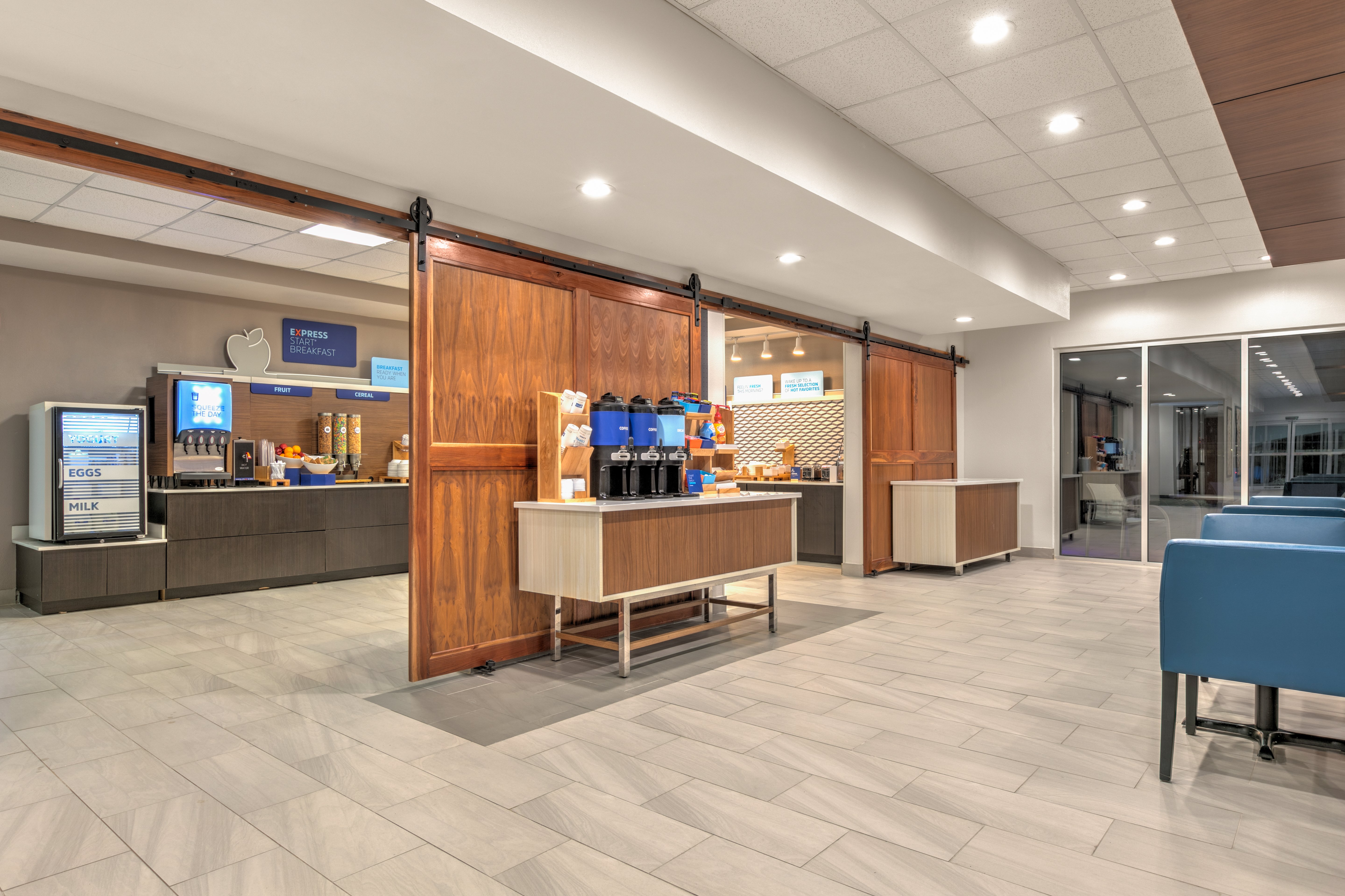 Holiday Inn Express San Antonio East – I-10 7/35