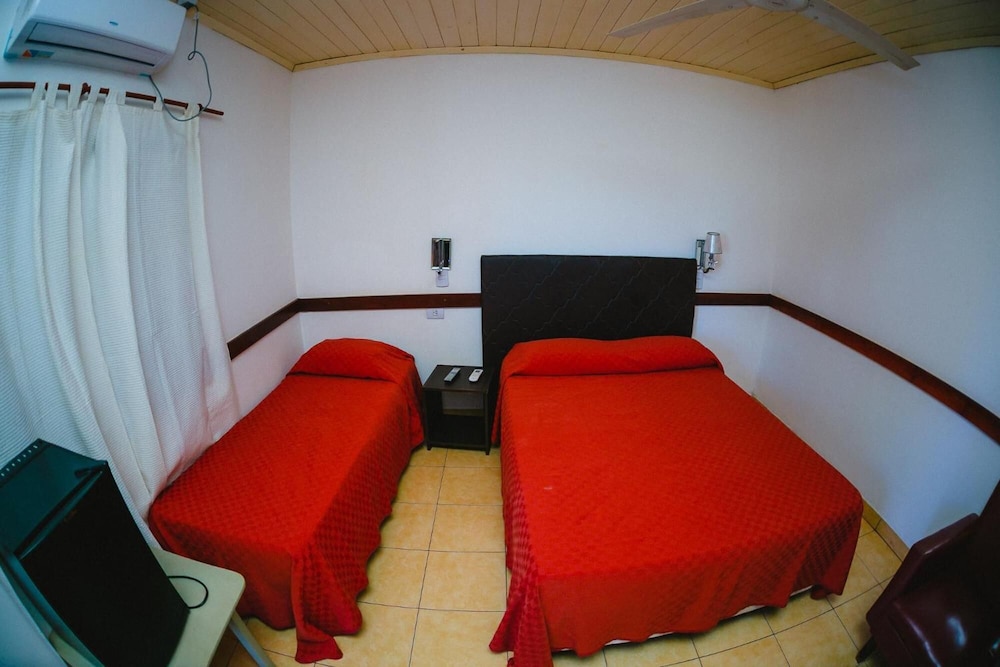 Tierra Colorada Hotel 62/74