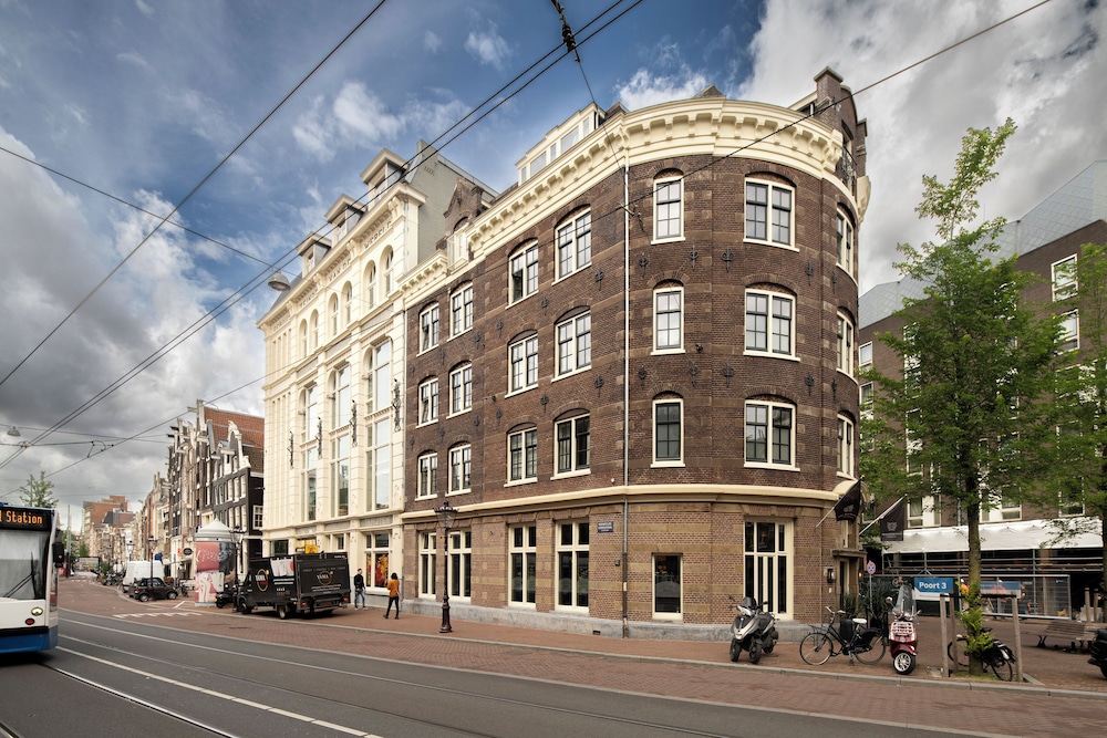 Sint Nicolaas 64/72