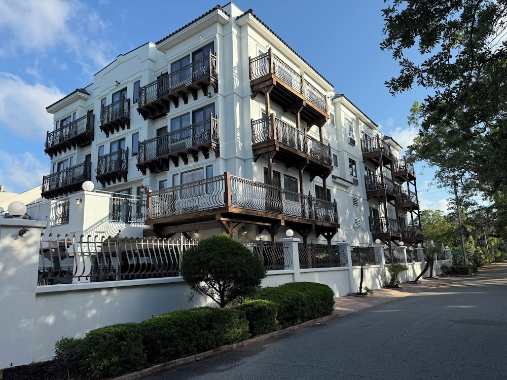Ocean Inn and Suites 7/72