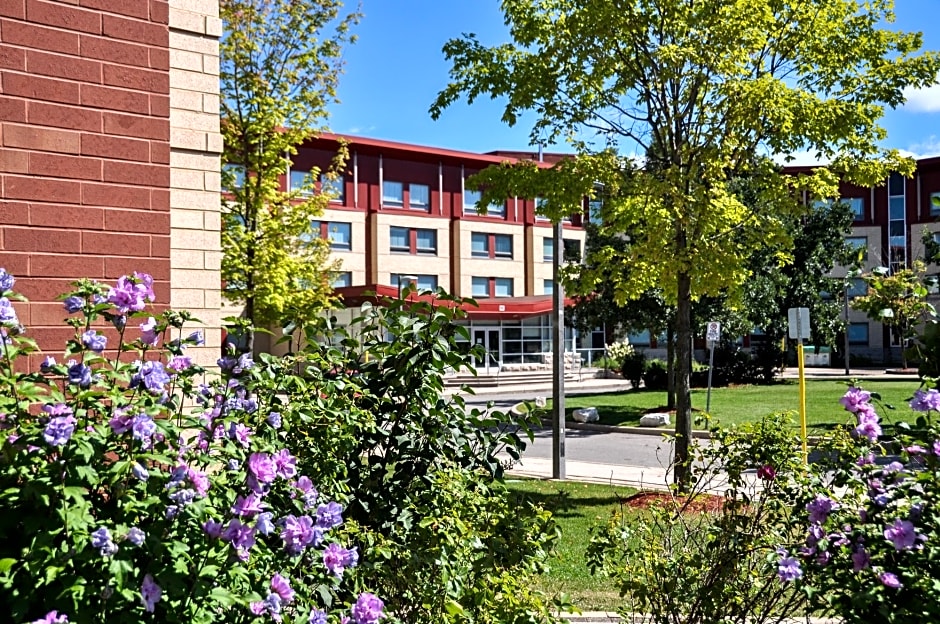 Residence & Conference Centre - Oakville 25/29