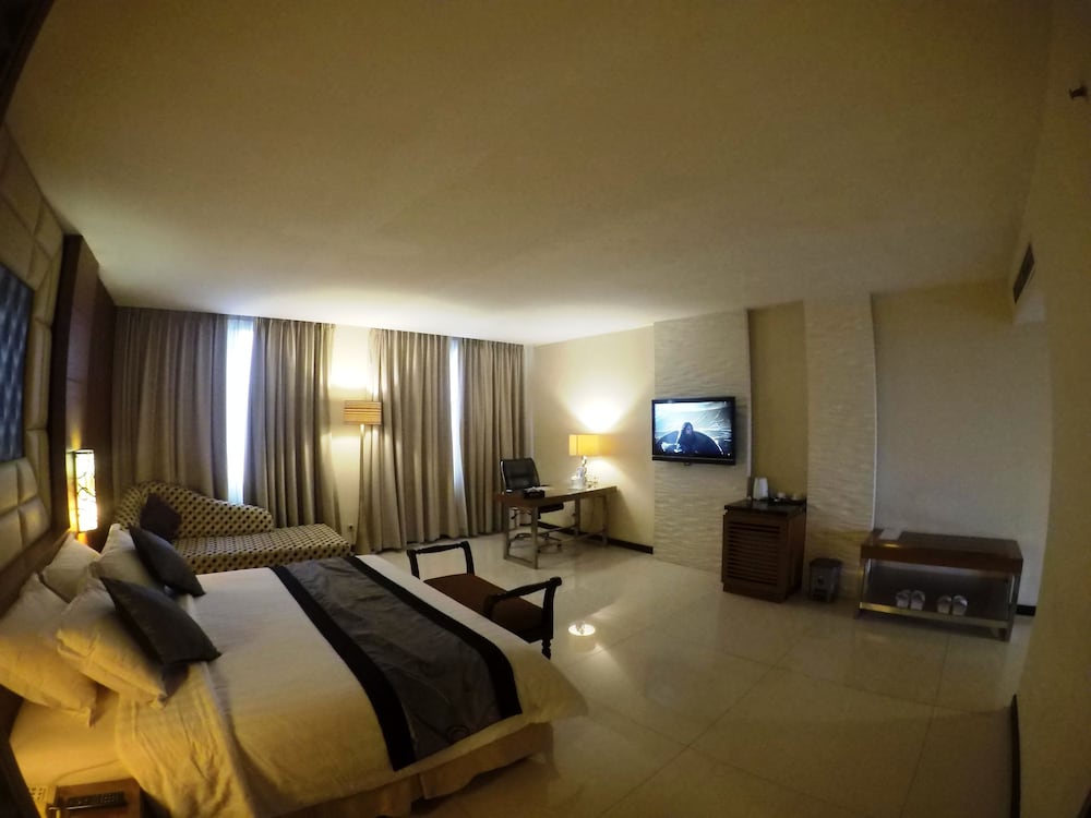 Kedaton Hotel 28/66