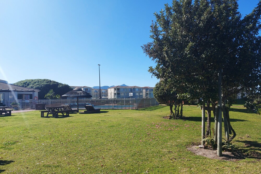 Hermanus Beach Club 43/50