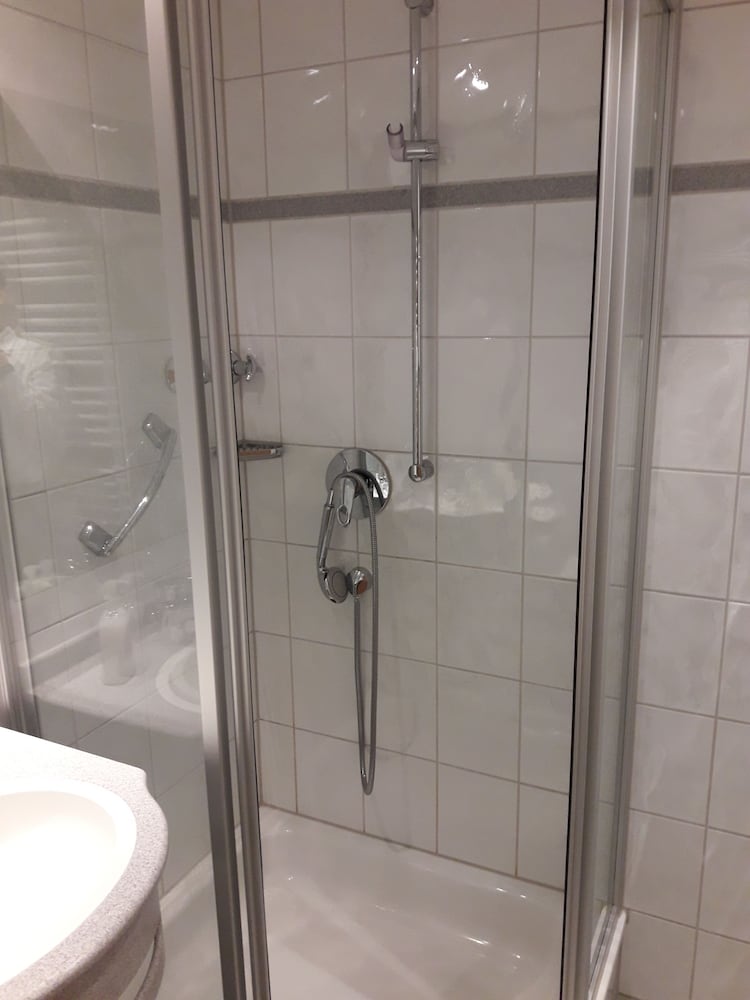Hotel Wilder Mann 50/50