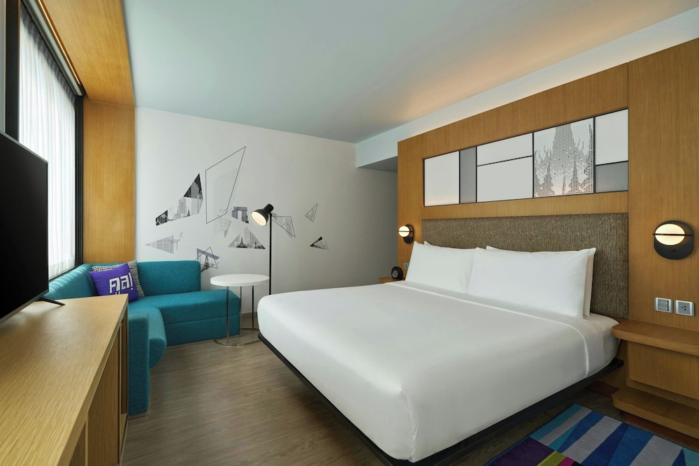 Room at Aloft Bangkok Sukhumvit 11, BANGKOK