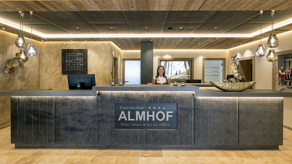 Almhof Hotel 5/48