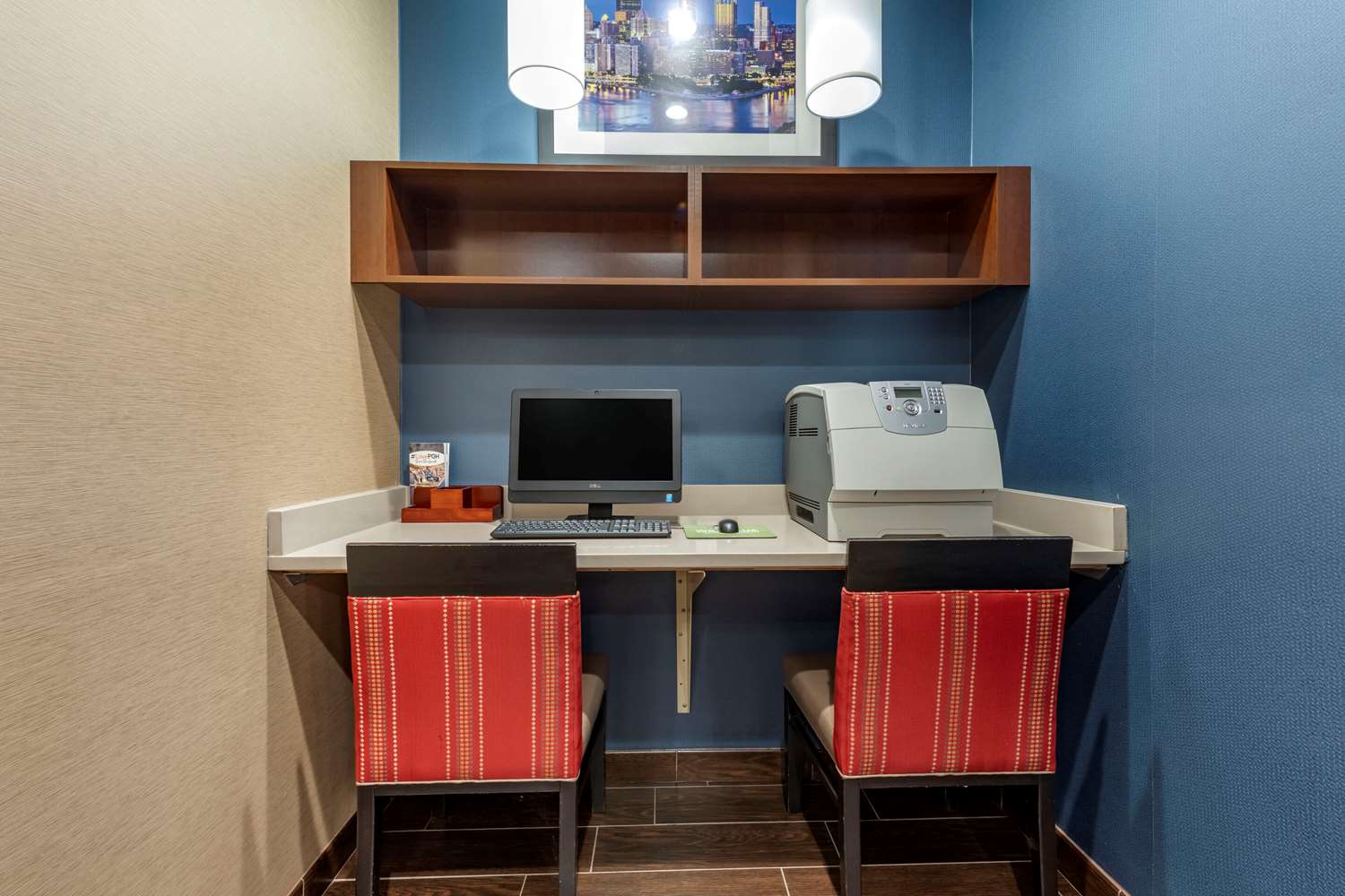 Comfort Inn & Suites Pittsburgh South 29/37