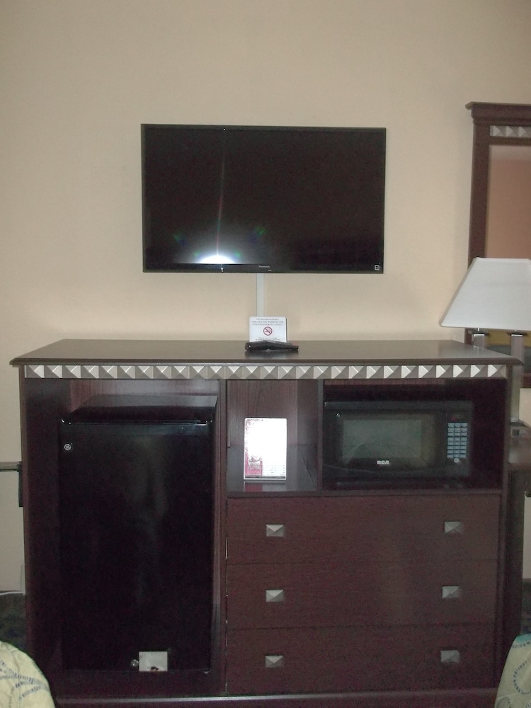 Days Inn Fort Lauderdale Airport North Cruise Port 17/19
