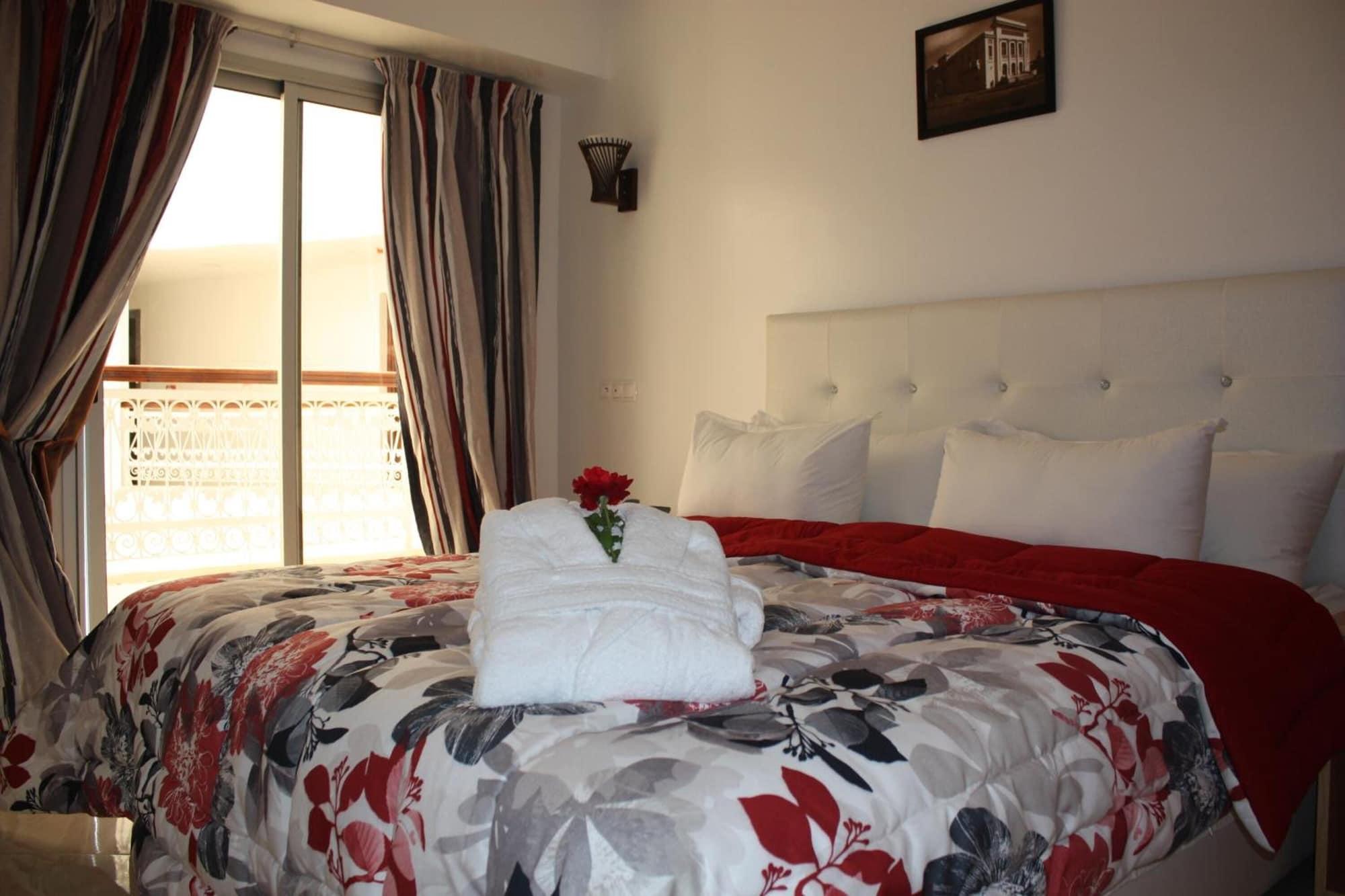 La Place Hotel 8/43
