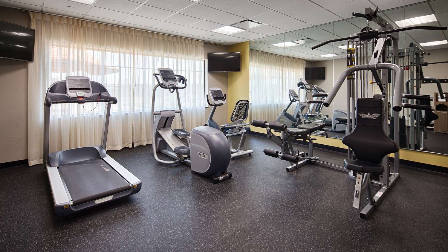 Best Western Plus College Station Inn and Suites 19/35