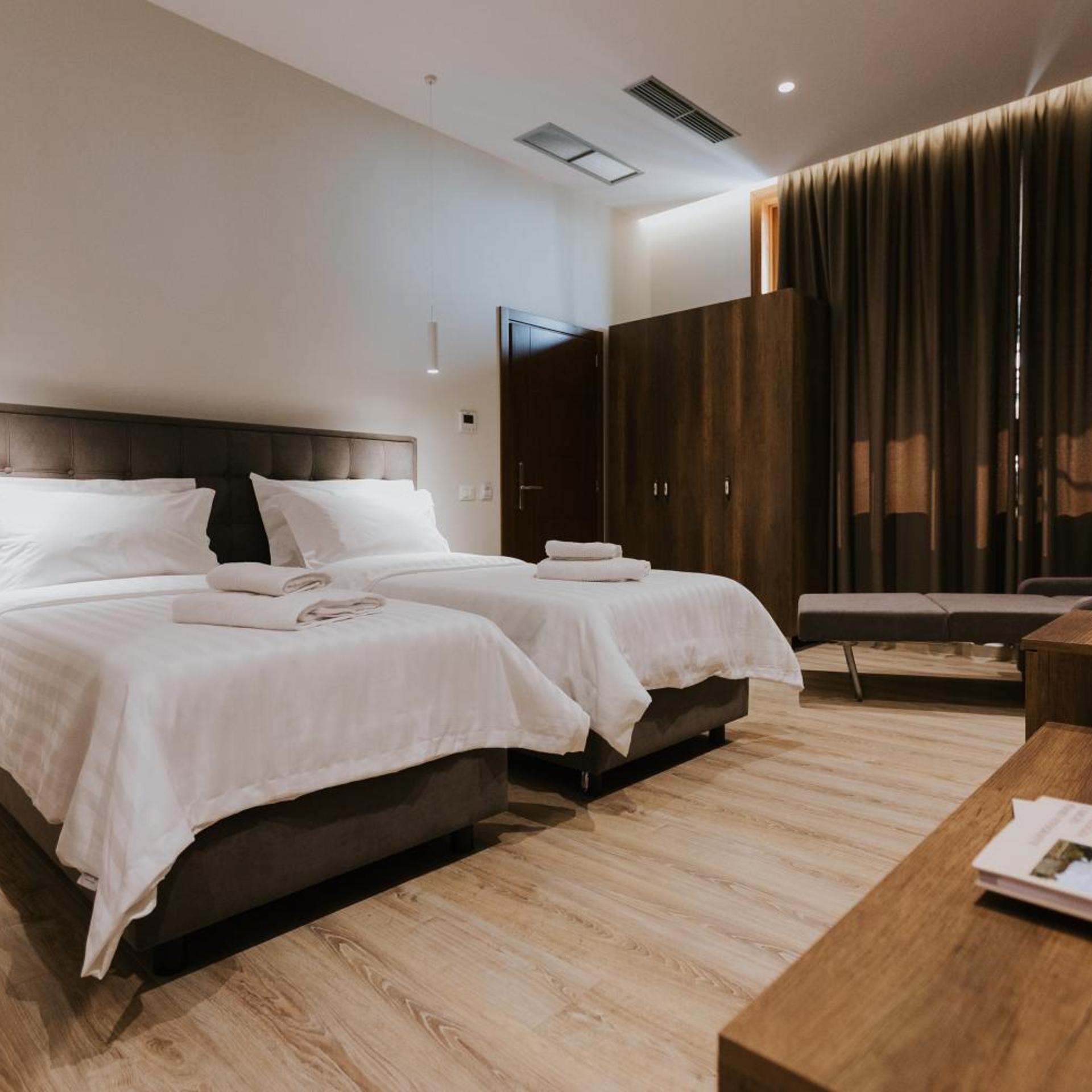 Kroi Hotel 22/57