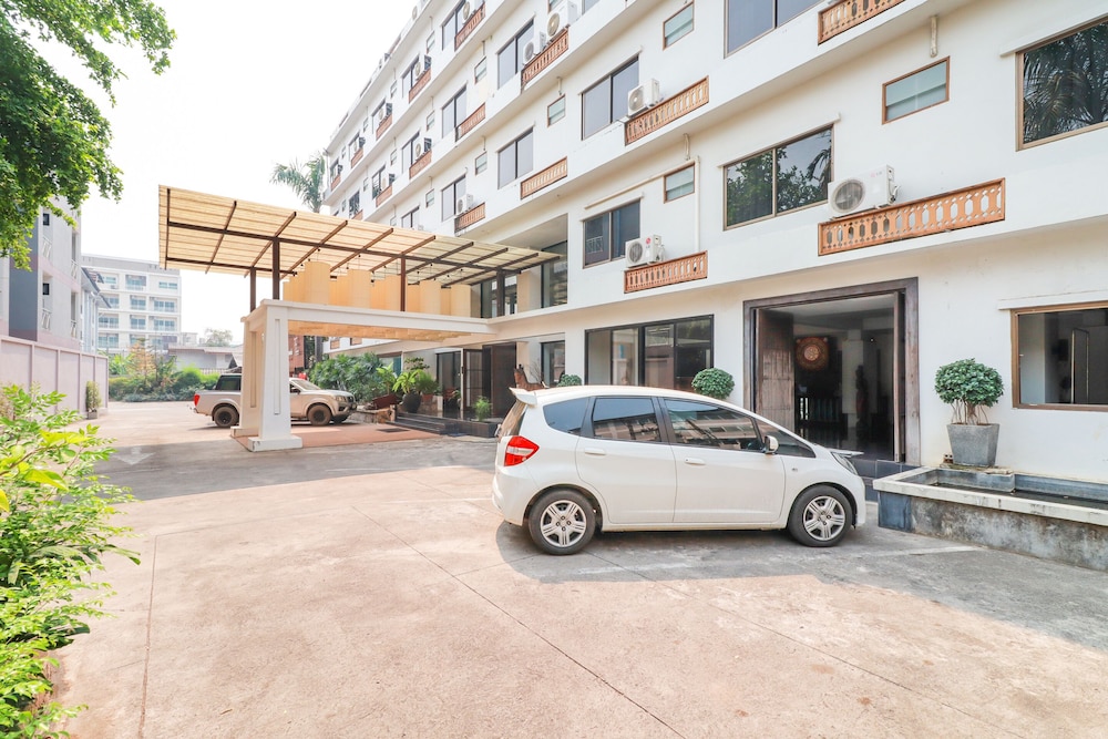 Suan Dok Kaew Hotel 9/38