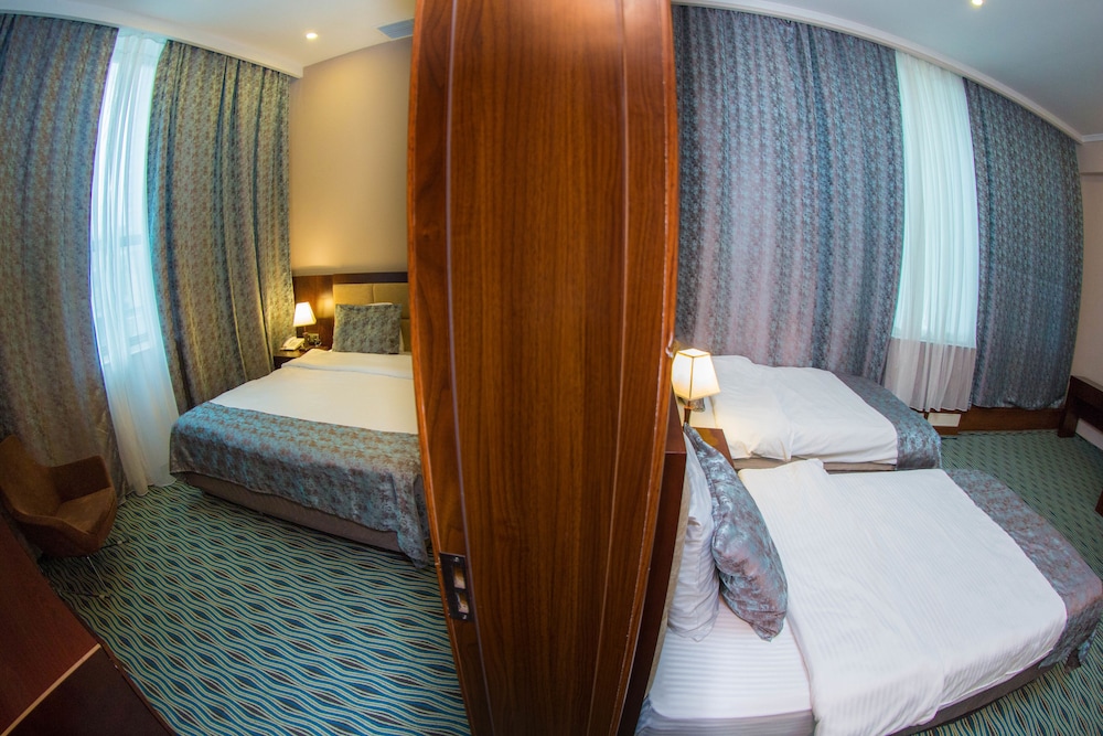 RUMA PORT HOTEL 19/43
