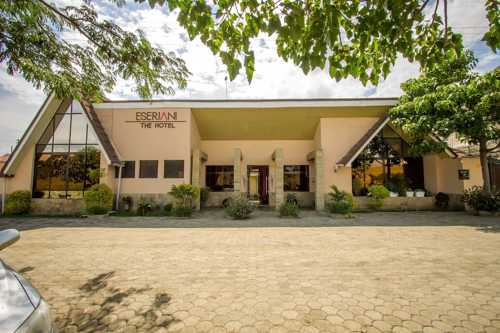 Eseriani Hotel 4/35