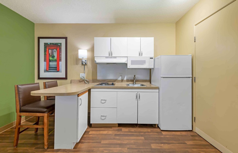 Extended Stay America -Washington Dc-Falls Church-Merrifield 45/51