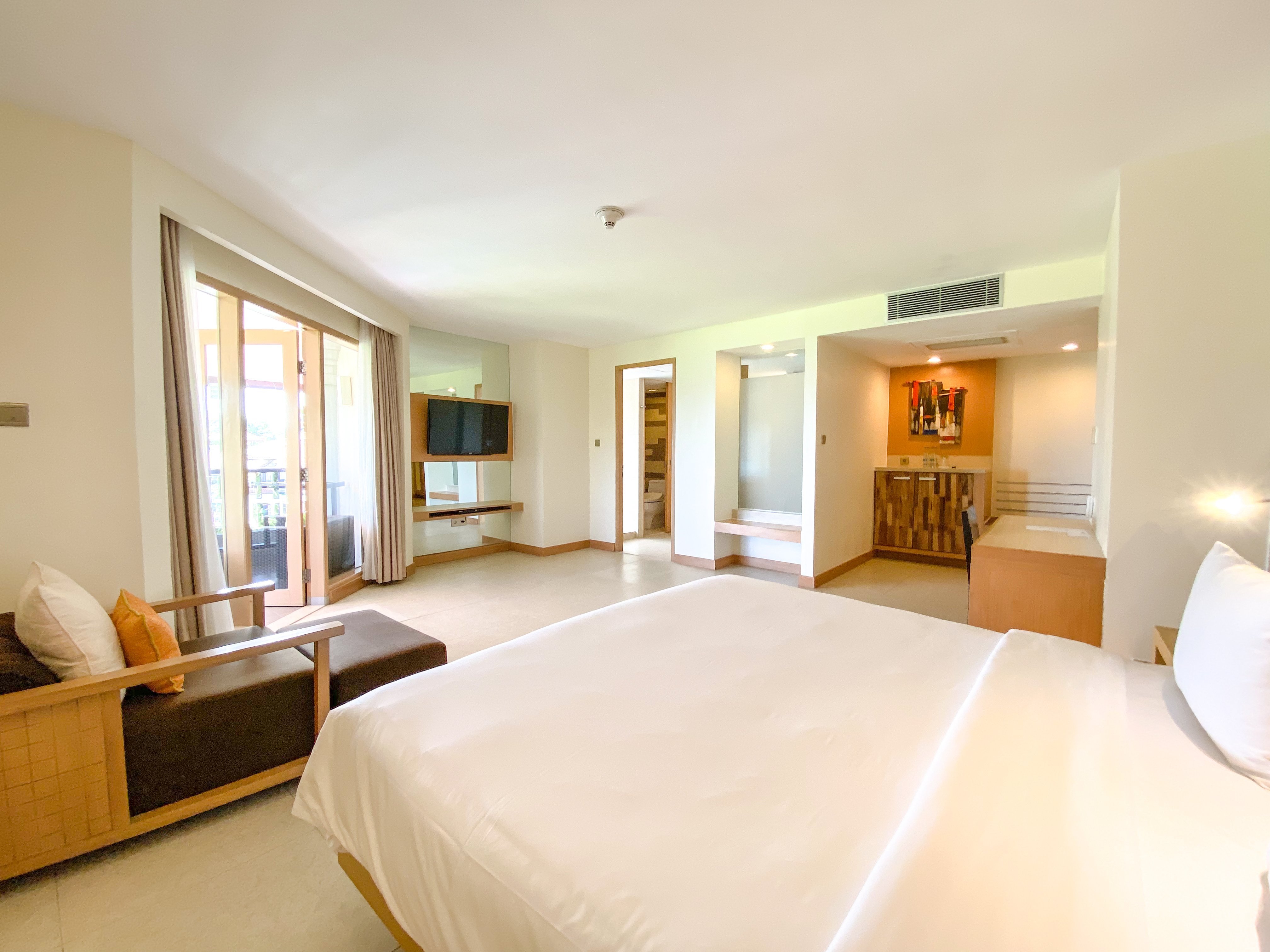HOLIDAY INN RESORT BARUNA BALI 27/78