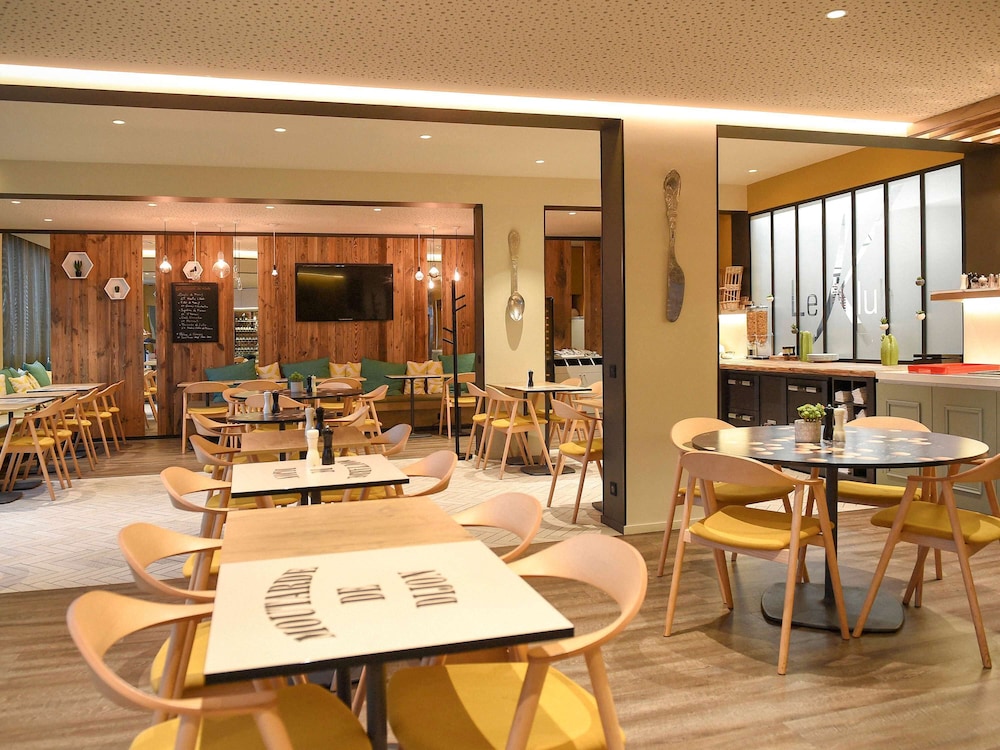 restaurant-cafeteria
