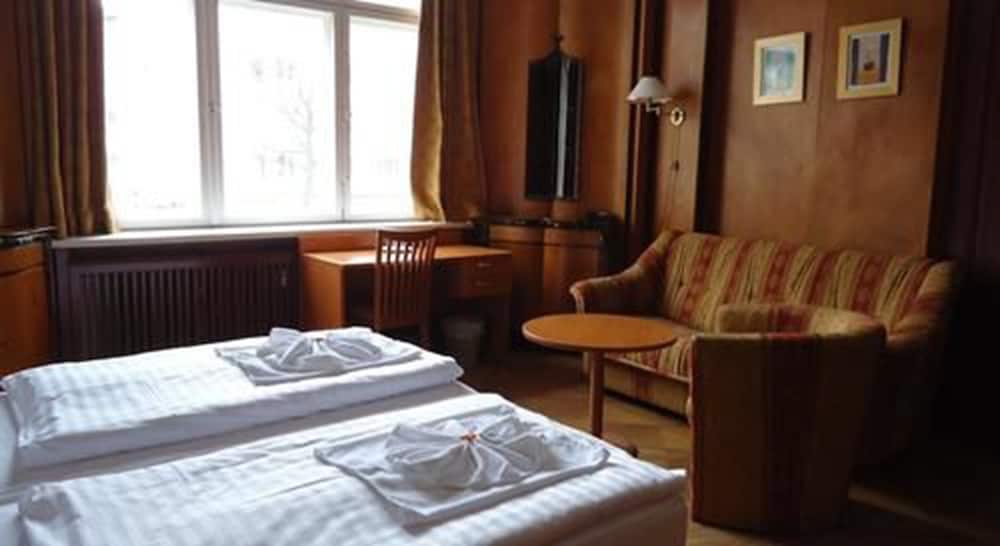 Hotel Aster 26/64