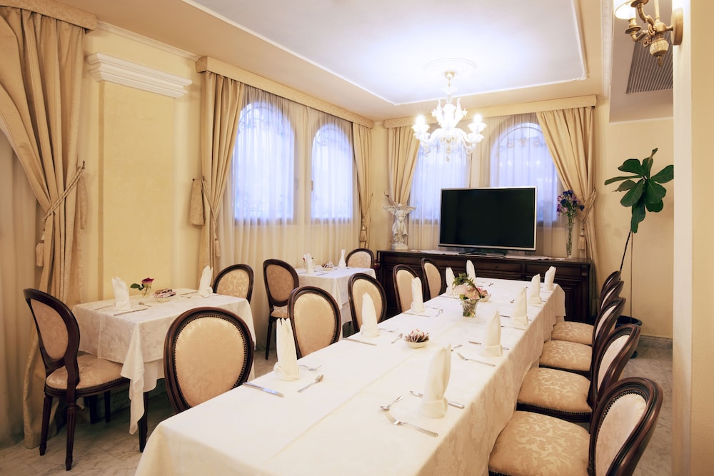 Grand Hotel President Olbia 55/68