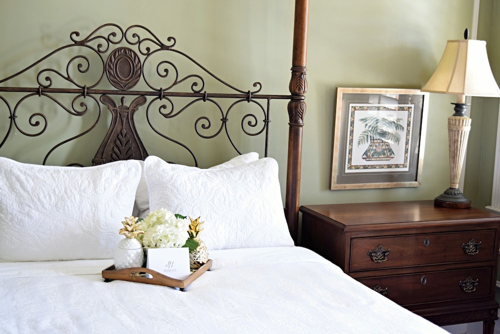JH Adams Inn, Trademark Collection by Wyndham 29/78
