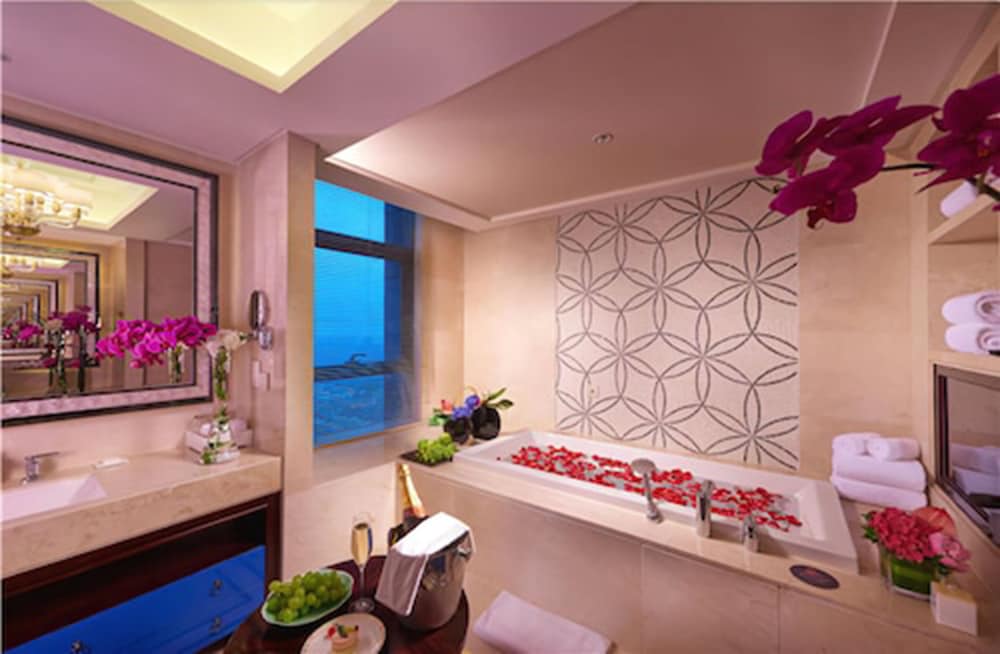 Grand New Century Hotel Hangzhou Sumtime 48/48