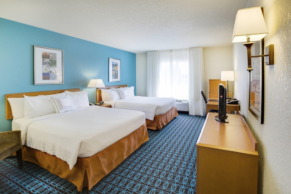 Fairfield Inn & Suites South Hill I-85 12/49