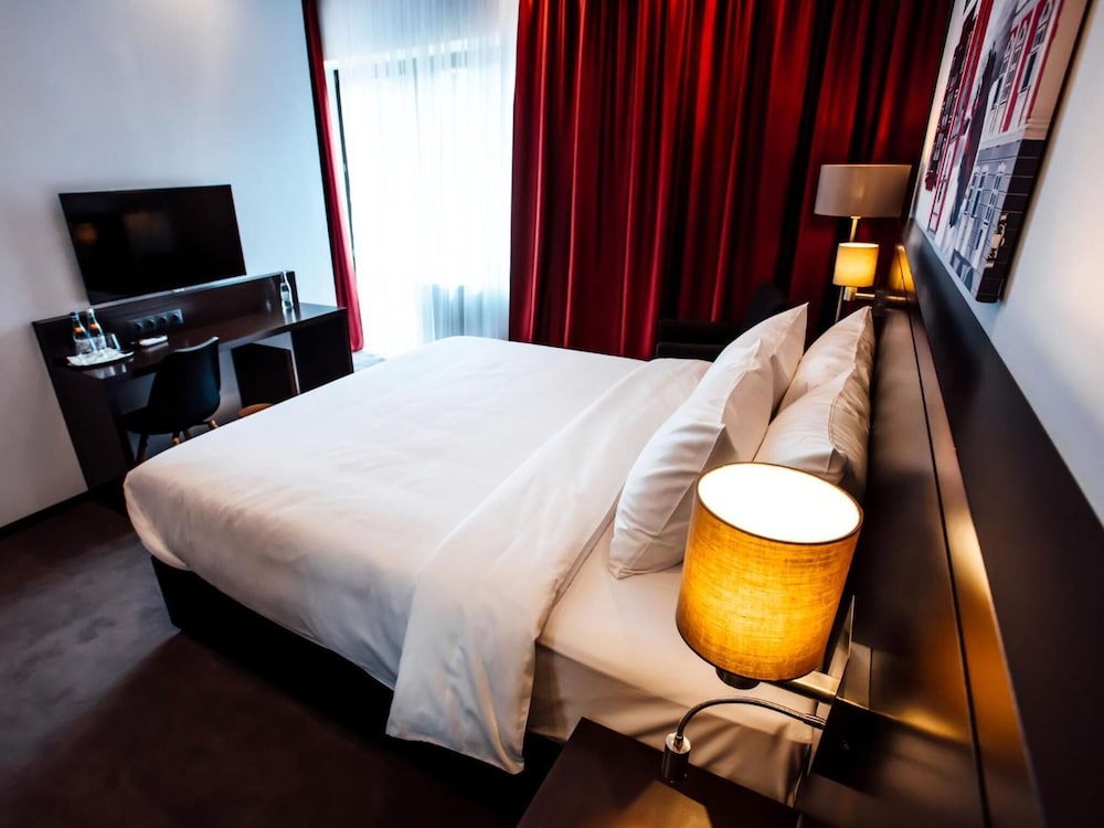 Hotel Republique 22/45