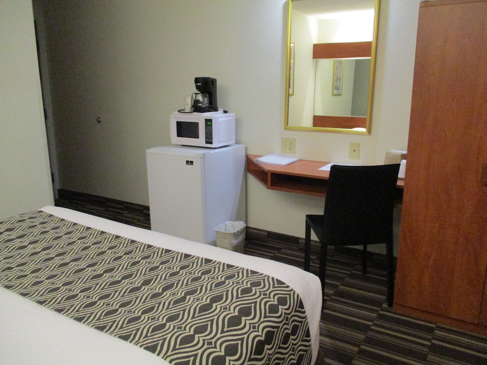 Microtel Inn Suites By Wyndham Inver Grove Heights Minneap 21/50