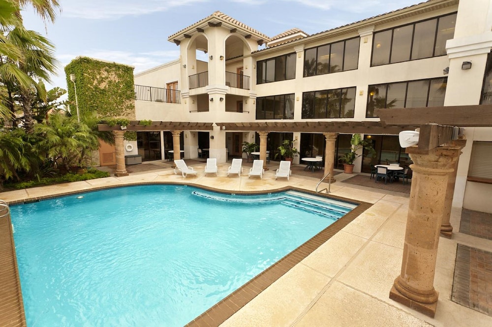 Home2 Suites by Hilton South Padre Island 7/72