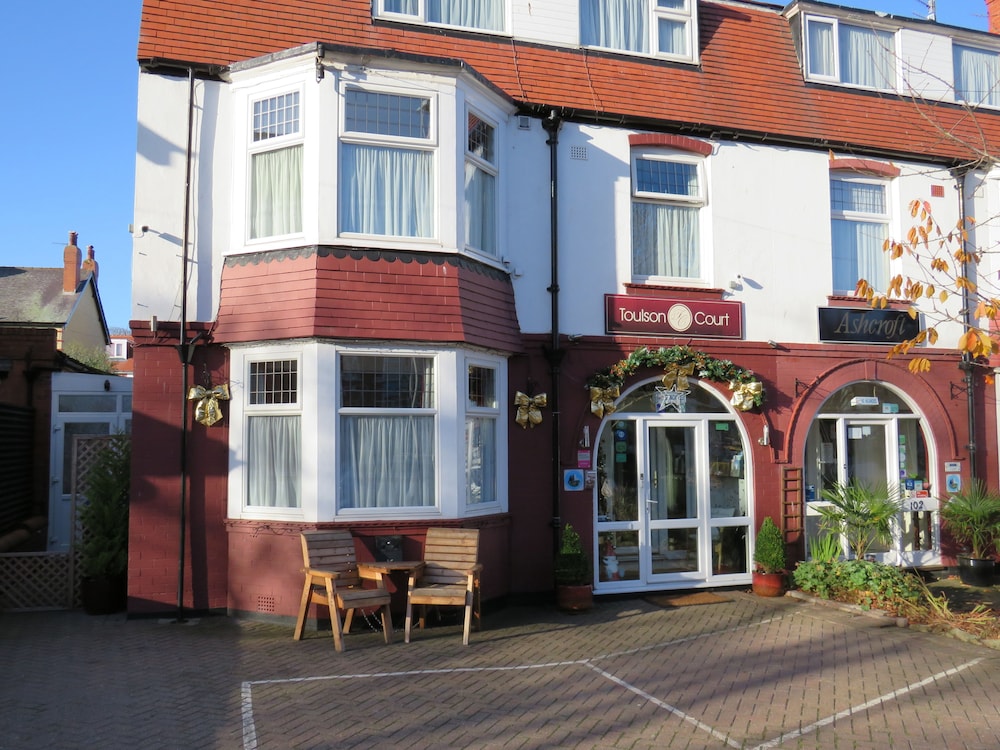 Toulson Court - Guest house 43/50