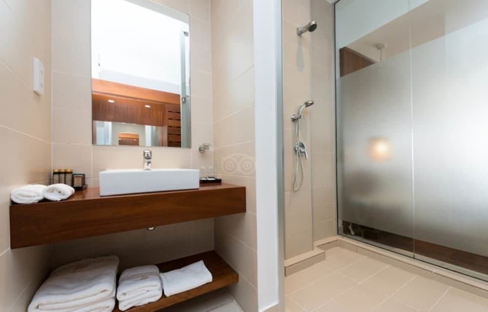 Napa Mermaid Hotel Suites 27/90