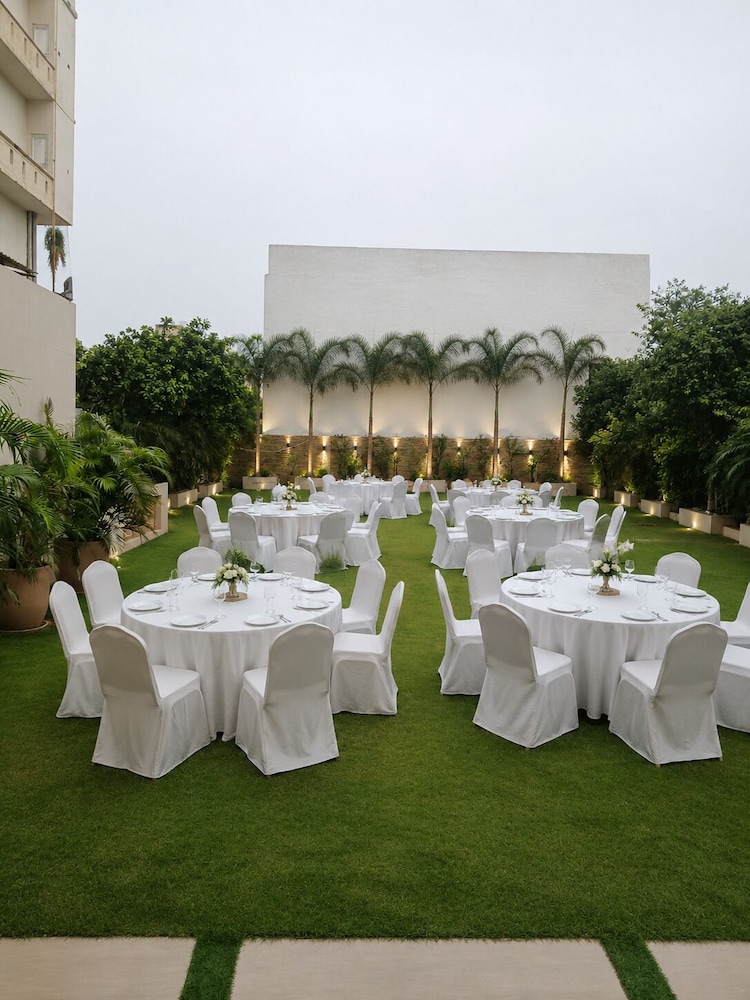 Regenta Place Amritsar 88/92