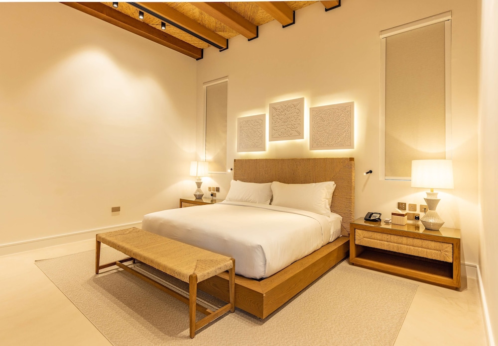 Junior Suite, King Bed, Private Pool, Accessible