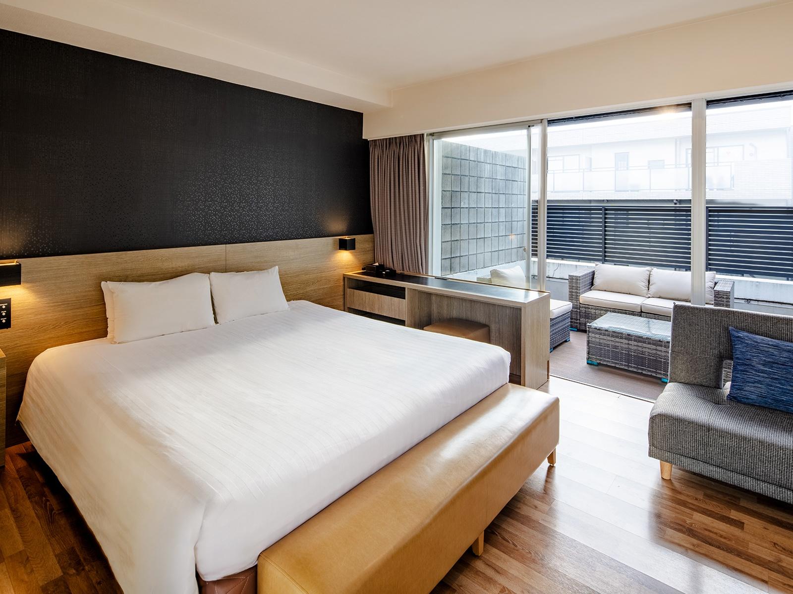 Roof Top, King Bed, Sofa, Balcony, North Wing