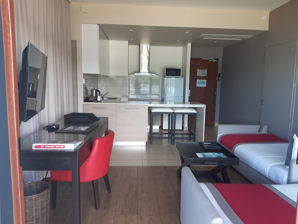 Ramada Resort by Wyndham Port Vila 39/48
