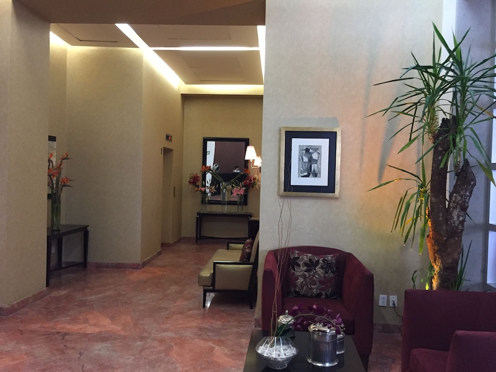 St Isidro Suites Corporate Housing SPA & Wellness Center 44/55