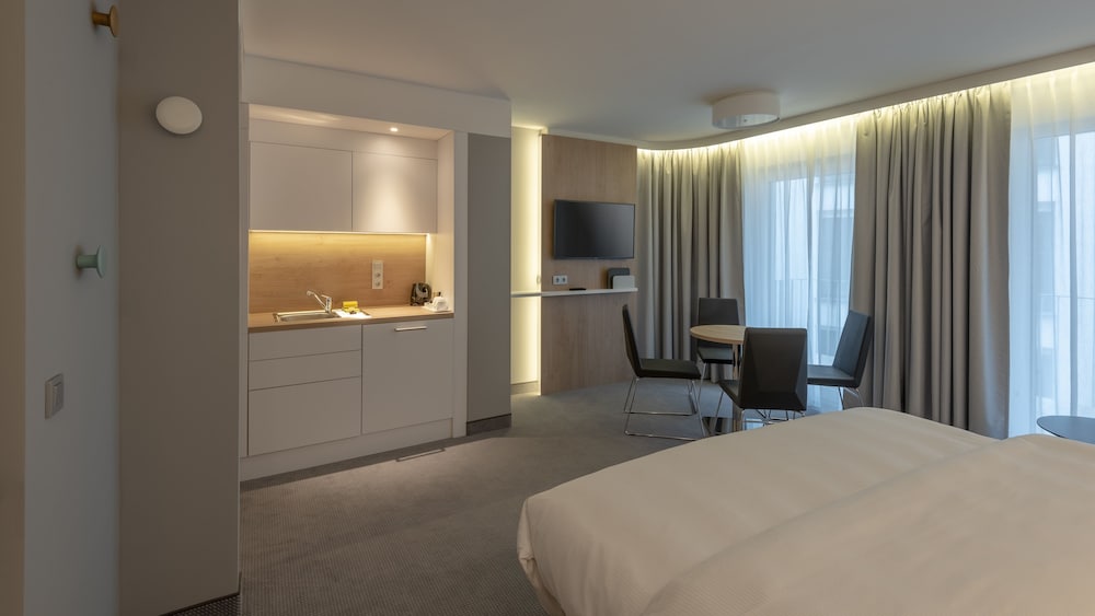 Holiday Inn Express Offenbach 18/68
